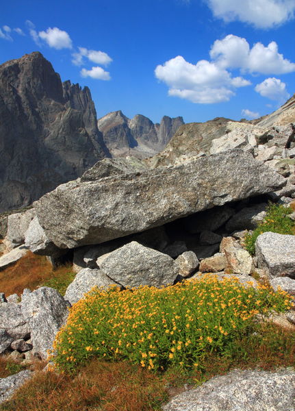 Warbonnet from flanks of Mitchell Pk.. Photo by Fred Pflughoft.