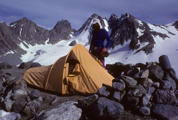 High camp on Gooseneck Ridge / Gannett Pk. / Bonney Pass in background / Wind River Mtns. / Wyoming / circa 1986. Photo by Fred Pflughoft.