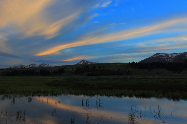 Sunset Colors over the Gallatin Range at Swan Flat. Photo by Fred Pflughoft.