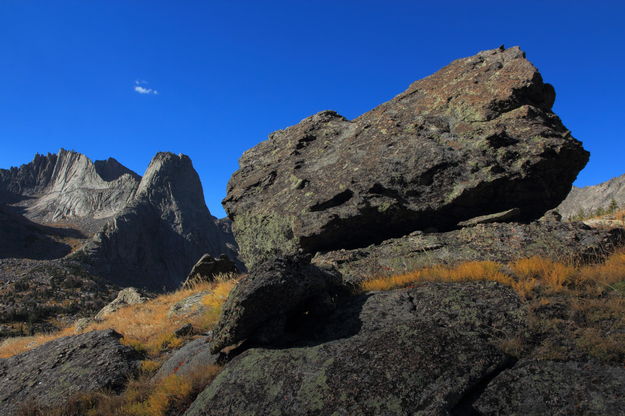 Fall Colors in the Cirque. Photo by Fred Pflughoft.