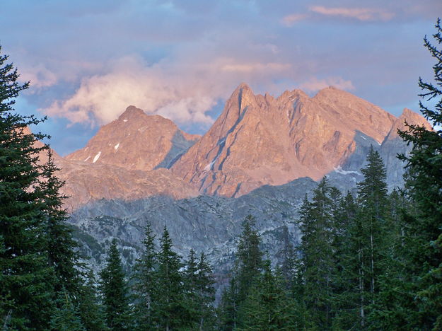 Alpenglow. Photo by Scott Almdale.