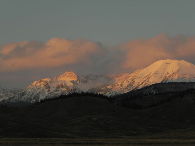 Sunlit peaks. Photo by Scott Almdale.