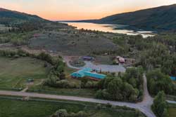 Boulder Lake Lodge