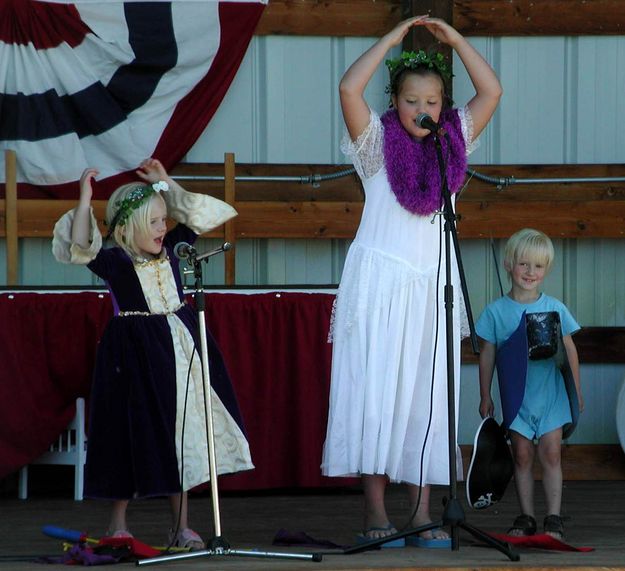 Talent Show. Photo by Pinedale Online.