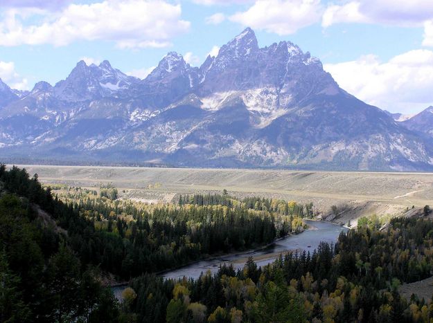 Tetons and Snake River. Photo by Pinedale Online.