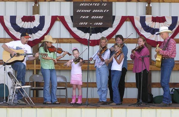 Fiddlers Jamboree. Photo by Pinedale Online.