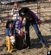 Help for little barrel racer. Photo by Dawn Ballou, Pinedale Online.