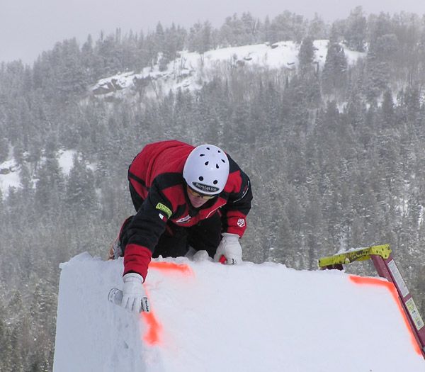 Painting the Jumps. Photo by Dawn Ballou, Pinedale Online.