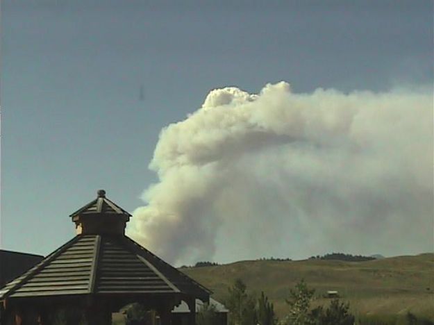 Horse Creek Fire. Photo by Bondurant Webcam.