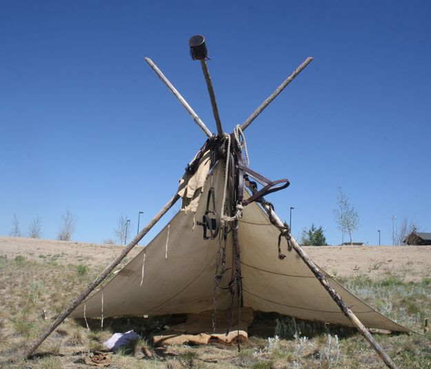 Mountain Man Tent. Photo by Pam McCulloch, Pinedale Online.