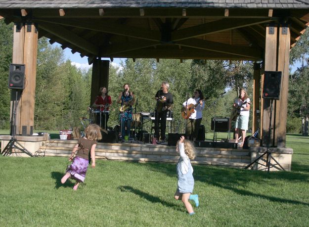 The Fireants. Photo by Pam McCulloch, Pinedale Online.