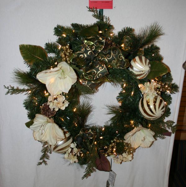 Millie's Wreath. Photo by Dawn Ballou, Pinedale Online.