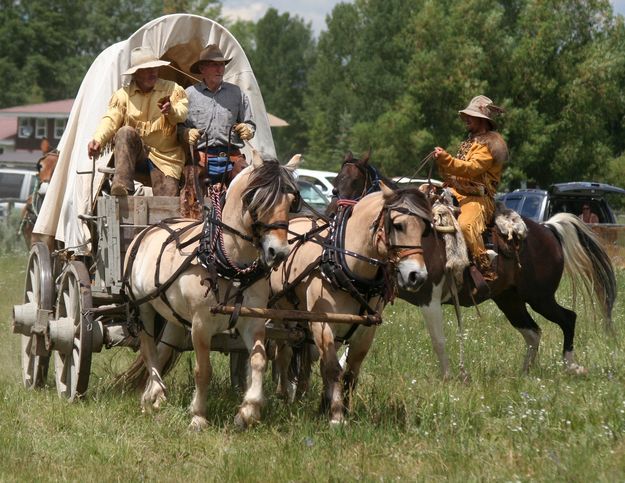 Rocky Mountain Fur Company Wagon. Photo by Clint Gilchrist, Pinedale Online.