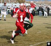Touchdown Run?. Photo by Clint Gilchrist, Pinedale Online.