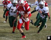 Quarterback Run. Photo by Clint Gilchrist, Pinedale Online.