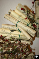 Library wreath detail. Photo by Dawn Ballou, Pinedale Online.
