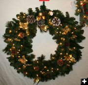 Rosemarie's wreath. Photo by Dawn Ballou, Pinedale Online.