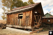 Old garage. Photo by Dawn Ballou, Pinedale Online.