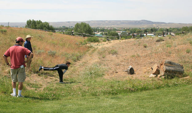 Tomahawk throw. Photo by Dawn Ballou, Pinedale Online.