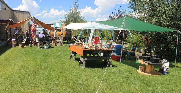 Dutch Oven cookoff encampment. Photo by Dawn Ballou, Pinedale Online.