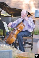 Music in the Courtyard. Photo by Caitlin Tan, Sublette Examiner.
