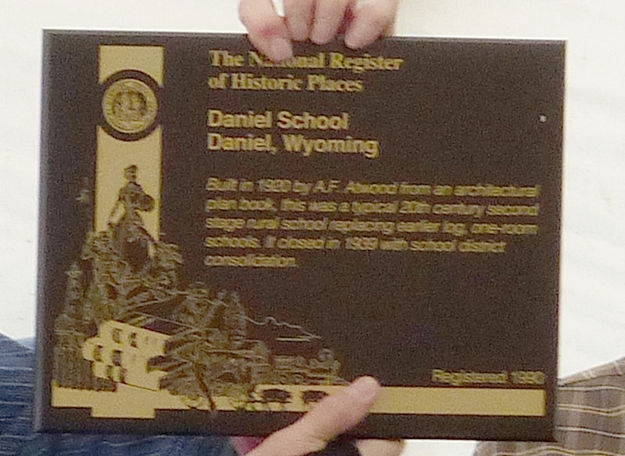 National Register Plaque. Photo by Dawn Ballou, Pinedale Online.