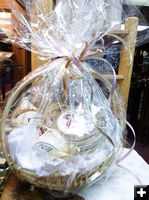 Gift Baskets. Photo by Dawn Ballou, Pinedale Online.