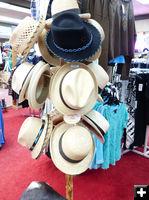 Ladies hats. Photo by Dawn Ballou, Pinedale Online.