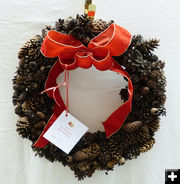 Pine Cone Wreath - Bev & Sam Sharp. Photo by Dawn Ballou, Pinedale Online.