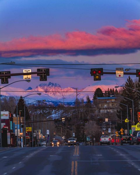 Pine Street Alpenglow. Photo by Dave Bell.
