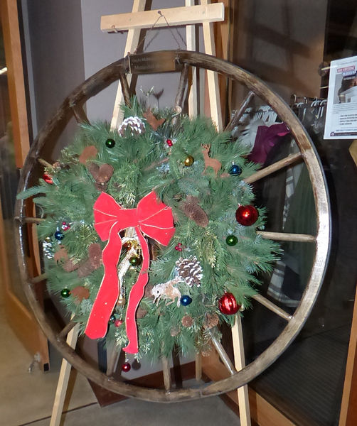 Gayle's Wreath. Photo by Dawn Ballou, Pinedale Online.
