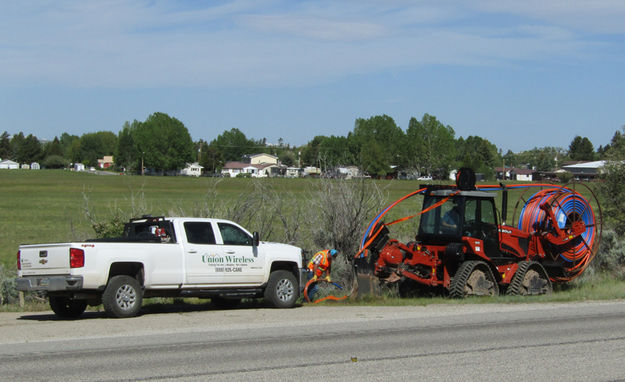 Getting started. Photo by Dawn Ballou, Pinedale Online.