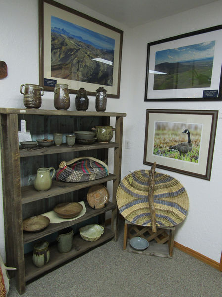 Pottery and Baskets. Photo by Dawn Ballou, Pinedale Online.