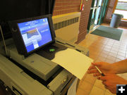 Casting a ballot. Photo by Dawn Ballou, Pinedale Online.