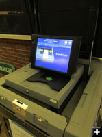 Voting Machine. Photo by Dawn Ballou, Pinedale Online.