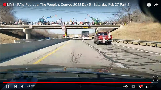 Convoy in Oklahoma Feb 27 2022. Photo by Oreo Express.