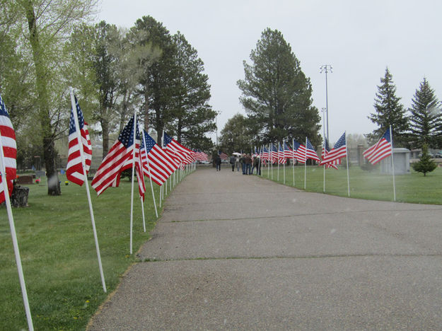 Flags. Photo by Dawn Ballou, Pinedale Online.