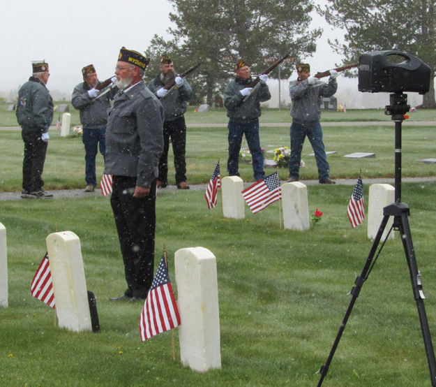 Honor Guard. Photo by Dawn Ballou, Pinedale Online.