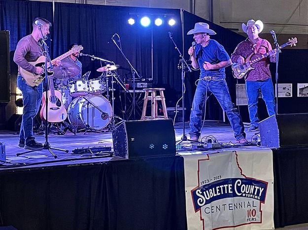 Live music. Photo by Sublette County Centennial.