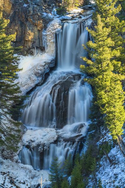 Undine Falls. Photo by Dave Bell.