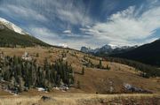 Panorama--Osborn Mtn to Flat Top. Photo by Dave Bell.